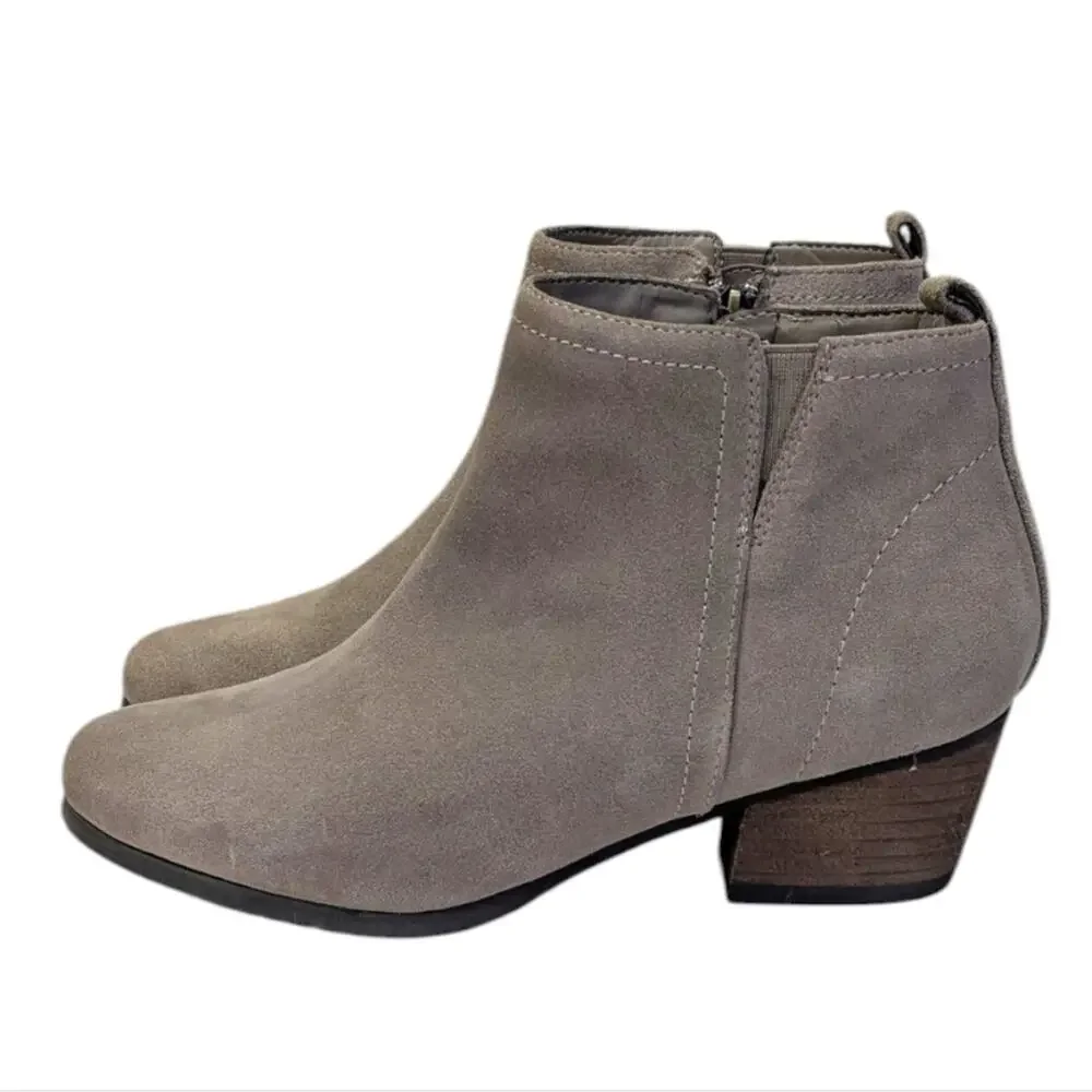 Aqua College Waterproof Ankle Boots EUC Size 8M   S3801